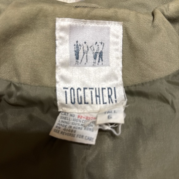 SOLD ON DEPOP Together! Vintage Olive Green Women's Trench Coat size 6 - Picture 9 of 10